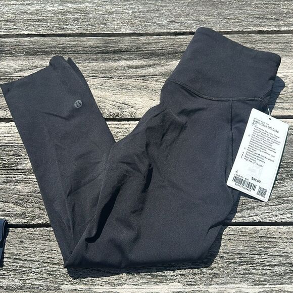 Lululemon Base Pace High-Rise Crop 21" Black size 4 NWT 🖤 - Picture 1 of 5